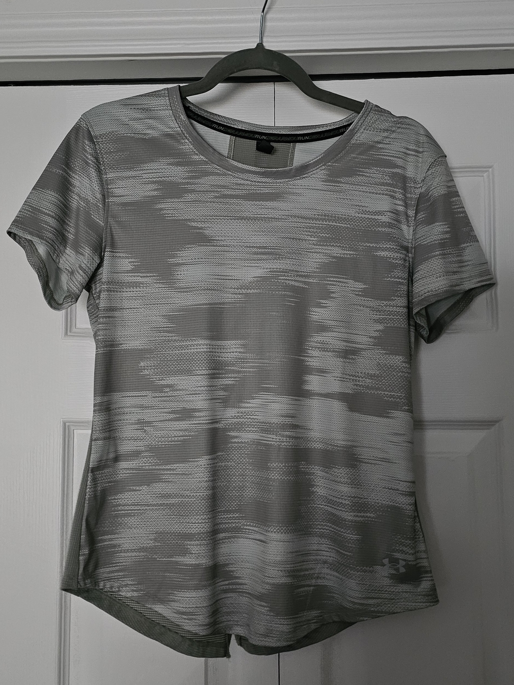 Under Armour Heathered Gray Short Sleeve Performance Tee